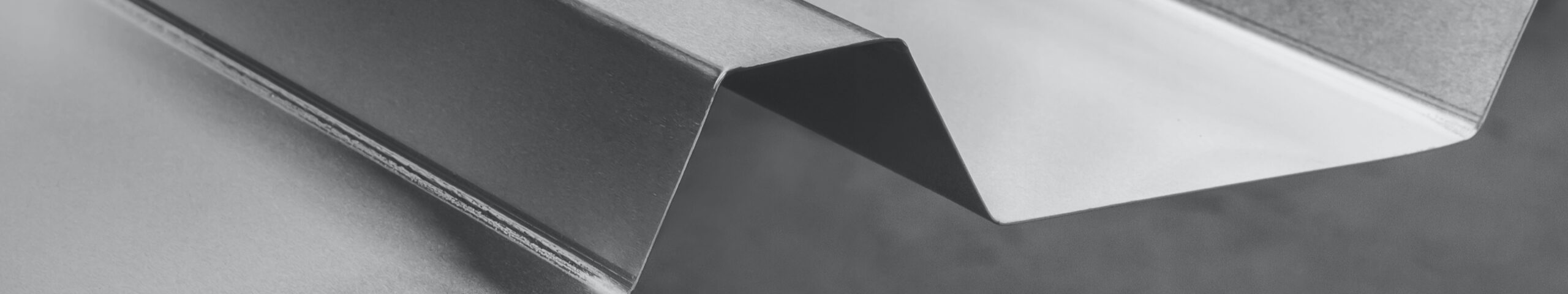 Фасонні листи